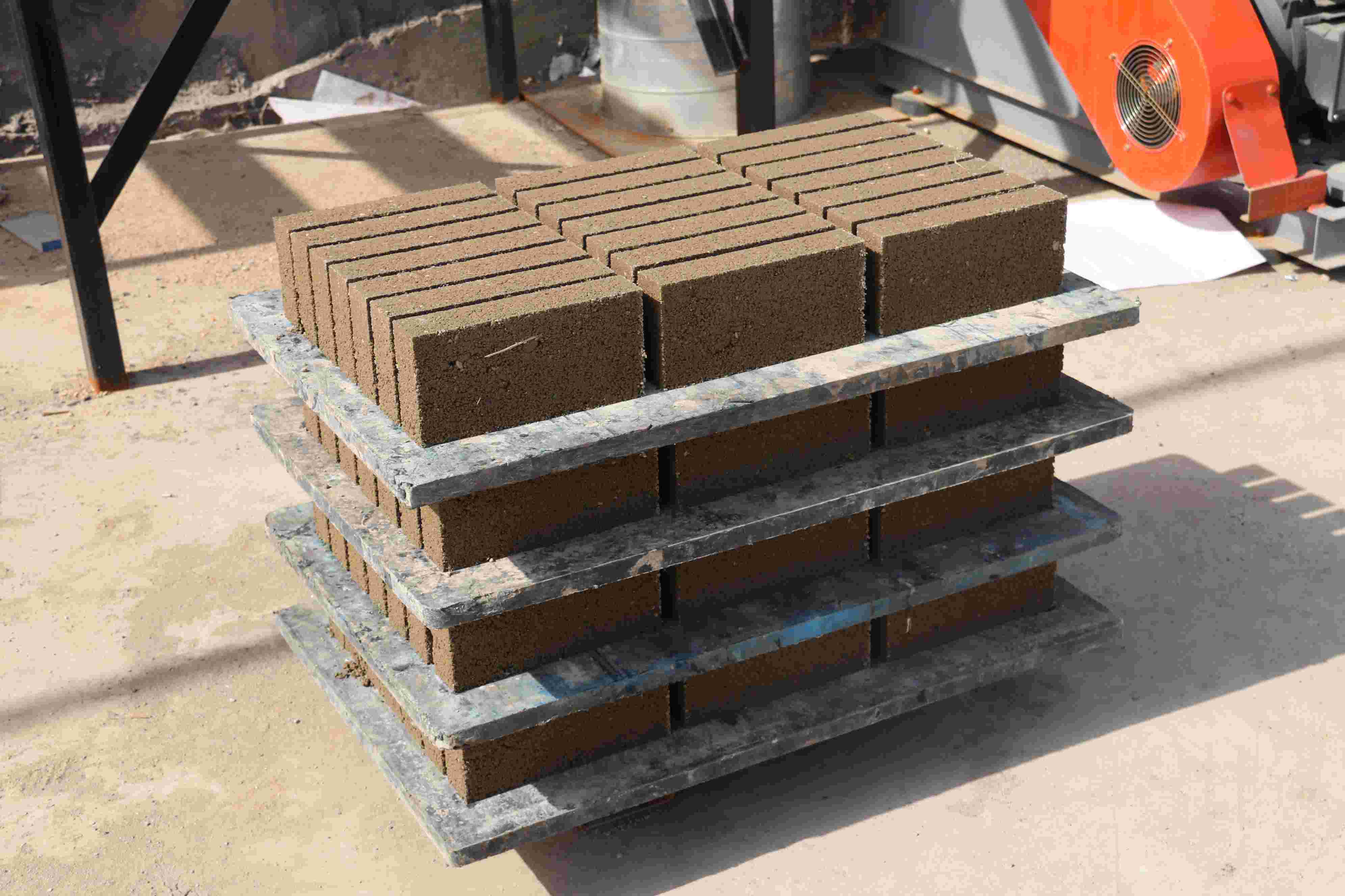 Tipos de m&aacute;quina de fabricaci&oacute;n de ladrillos